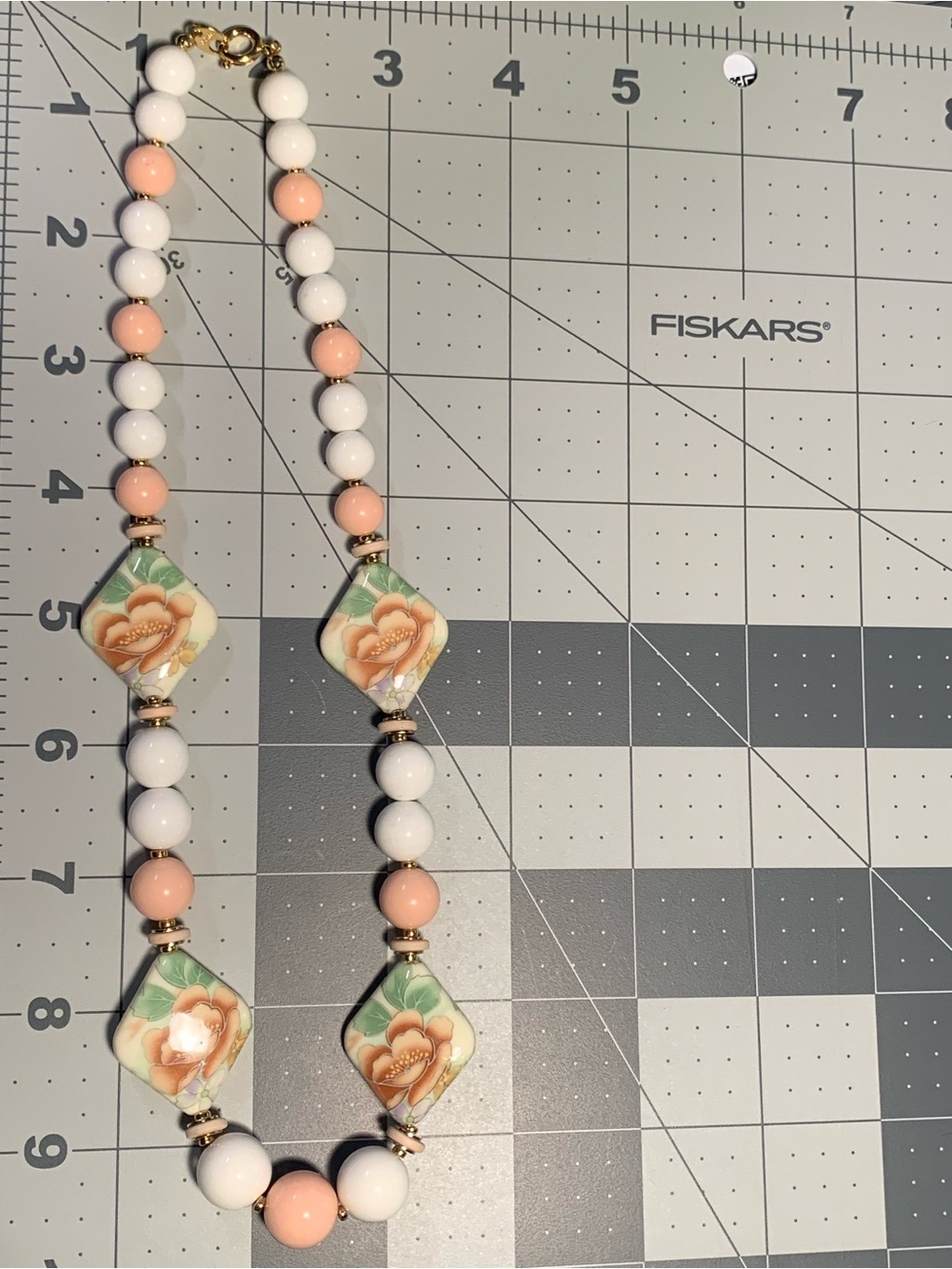 Vintage Floral Pink Bead Necklace - Picture 5 of 6
